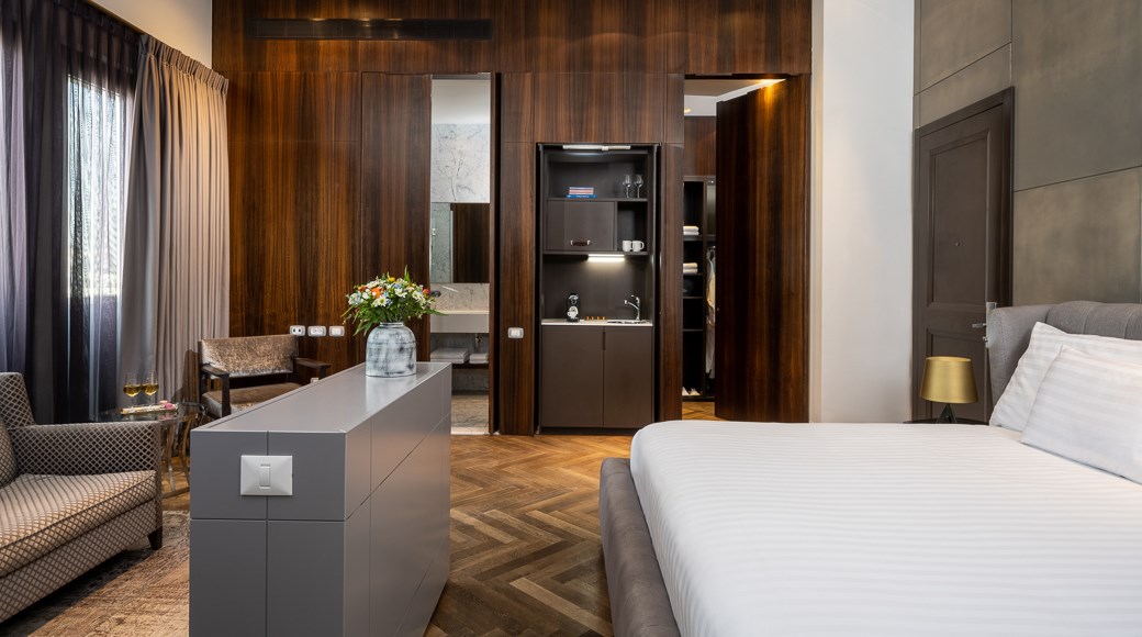 Executive Suite