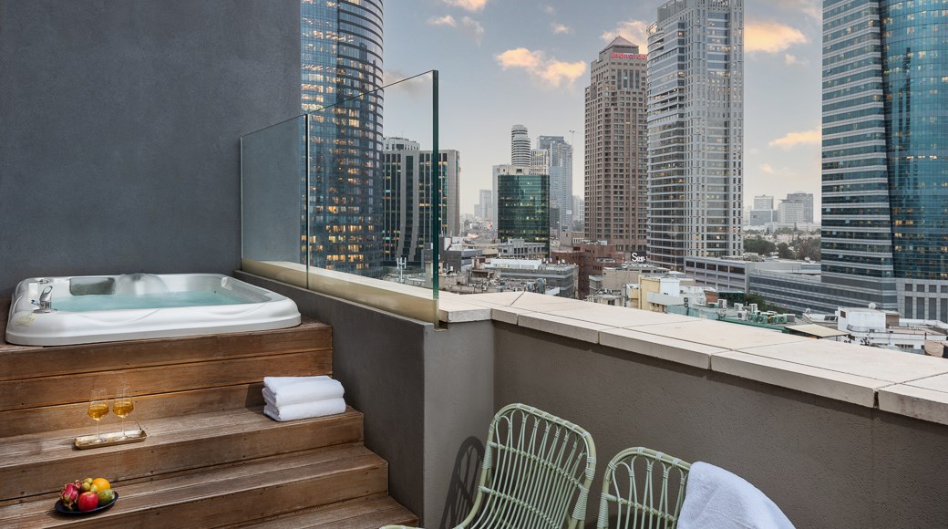 Executive Suite
