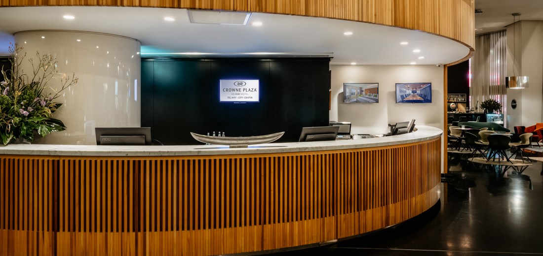 Crowne Plaza City Center Reception