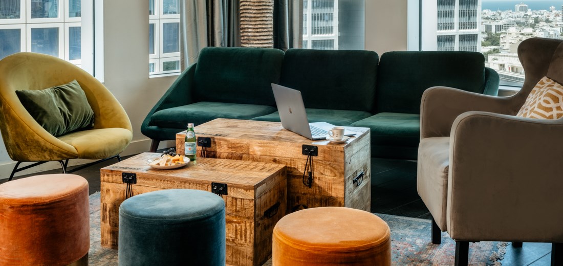 Business Lounge