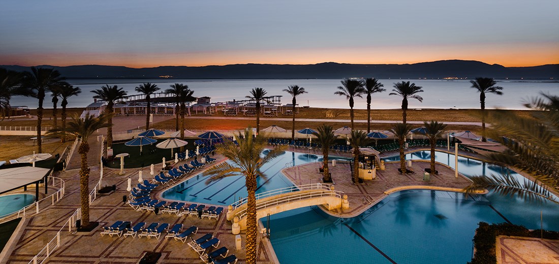 VERT Dead Sea - The Pool 