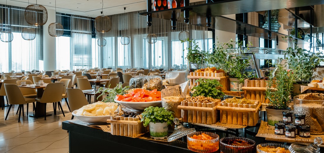 VERT Lagoon Netanya Hotel Restaurant