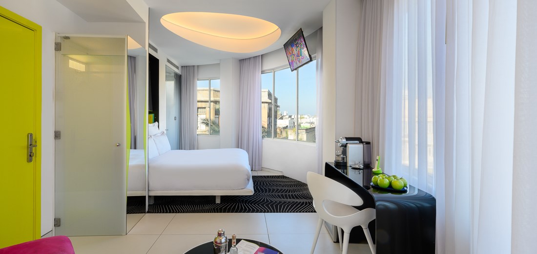 Circle Suite