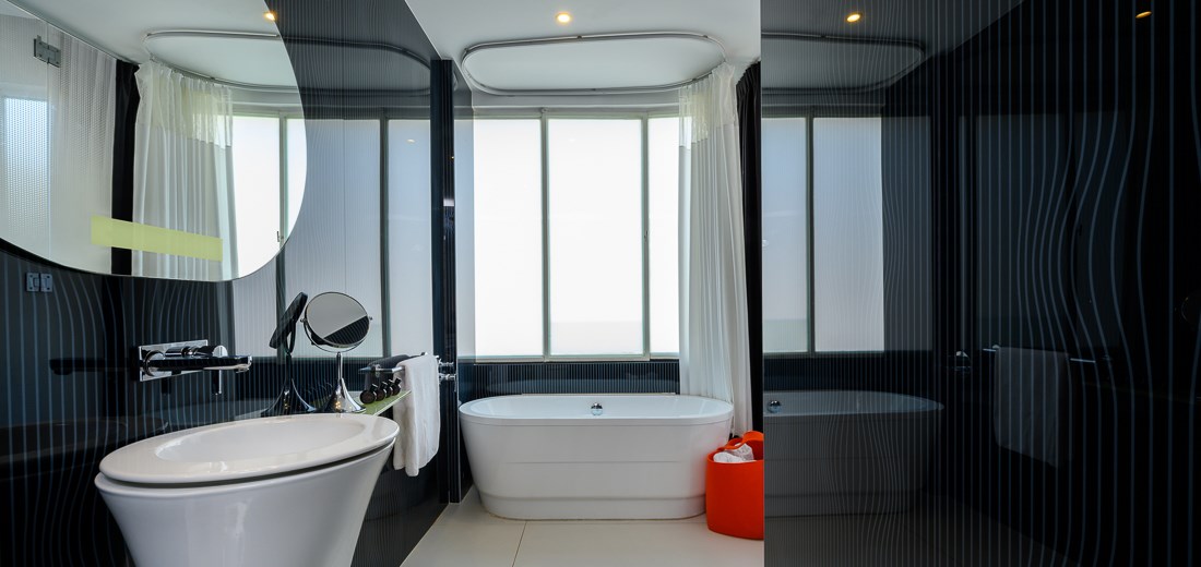 Circle Suite