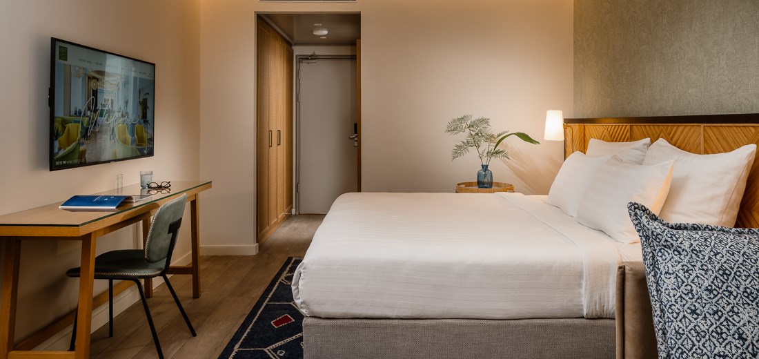 VERT Eilat - Deluxe Room with Balcony