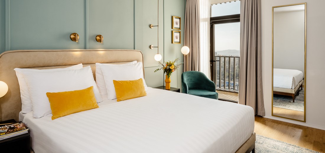 Executive Room